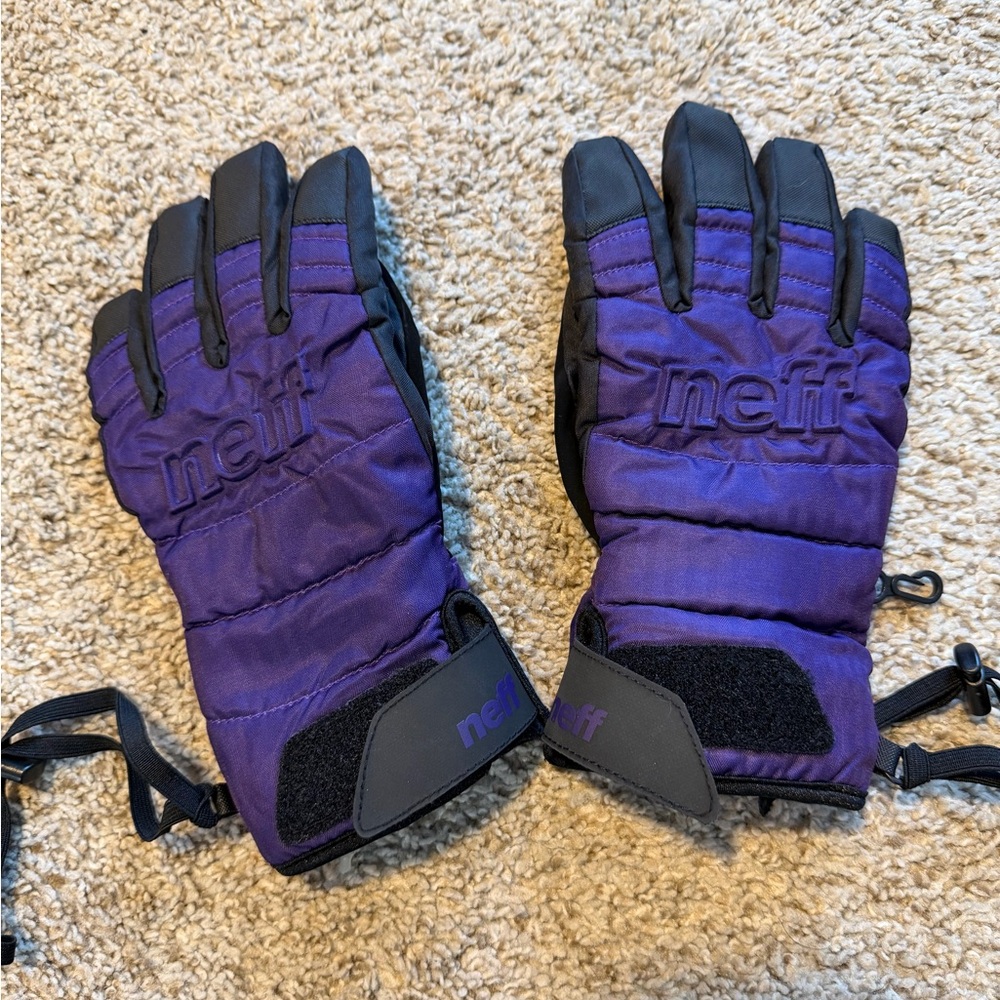 Neff Omens Black and Purple Digger Snowboarding Gloves
